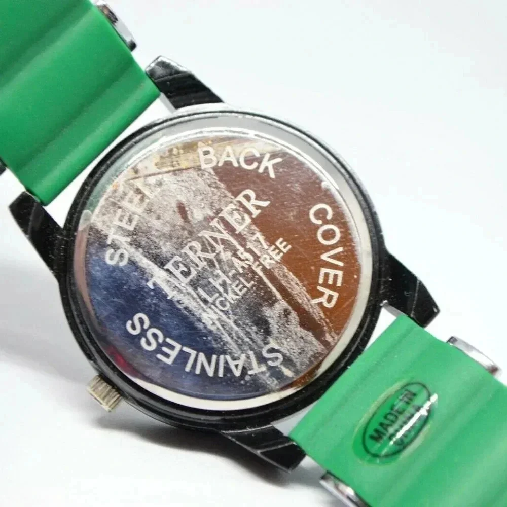 Terner Quartz Black Silver Green Band Wrist Watch